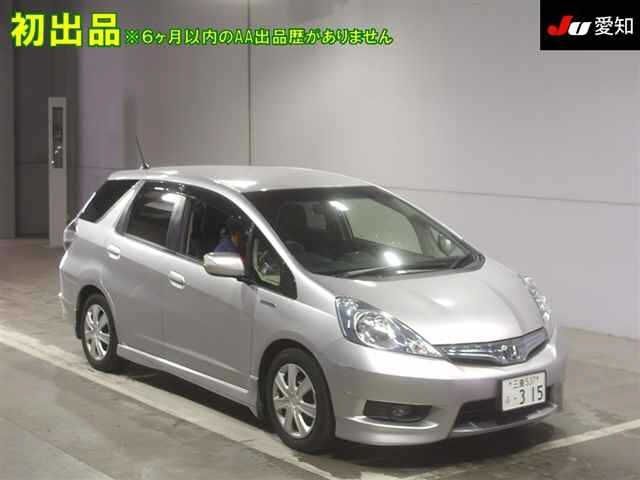 4082 Honda Fit shuttle GP2 2013 г. (JU Aichi)